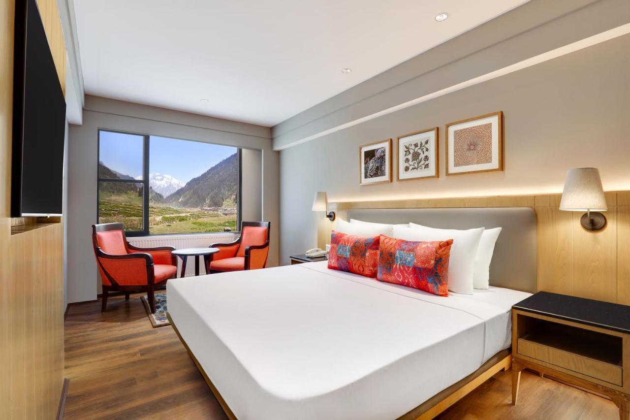 Lemon Tree Hotel, Sonāmarg Extérieur photo